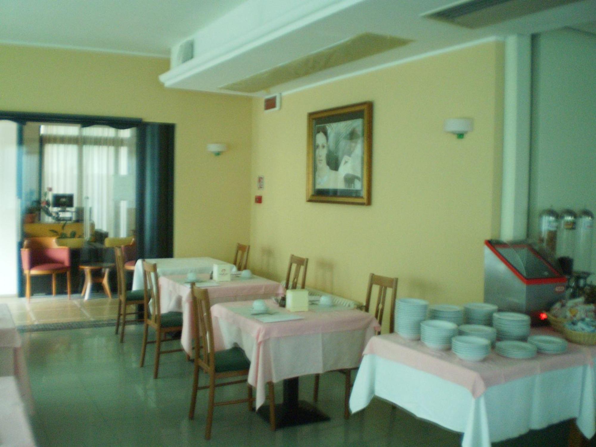 La Perla B&B Hotel Roseto degli Abruzzi Kültér fotó