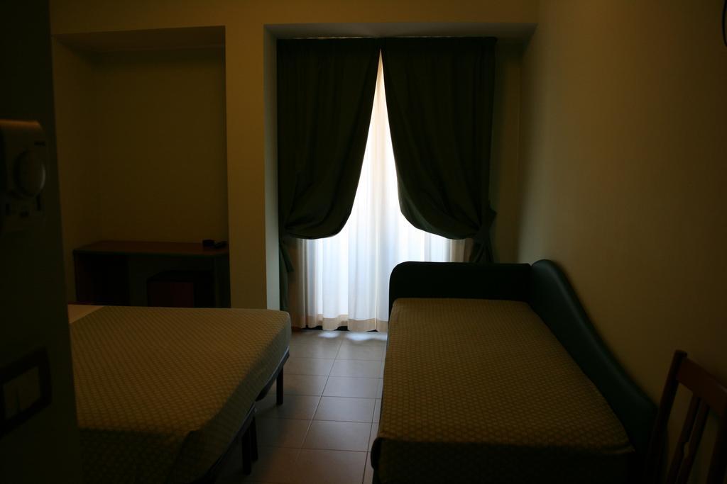 La Perla B&B Hotel Roseto degli Abruzzi Kültér fotó